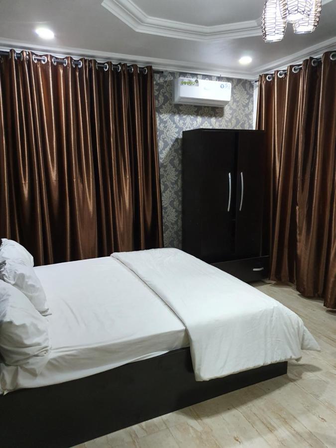 Rock Towers Apartments Абуджа Екстериор снимка